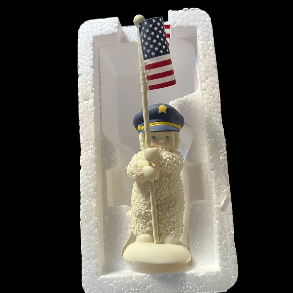 Snowbabies “To protect you” Artist Kristi Jensen Pierro like new condition 4.5” - Picture 2 of 4